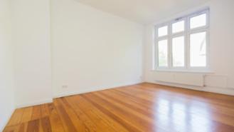 Shared room for 01.04. in a nice 4-person shared flat, unfurnished 20 sqm with large window & floorboards - in Hamburg Harburg