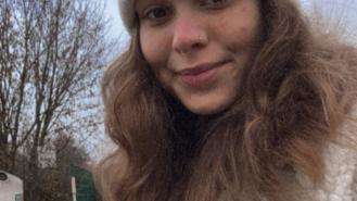Lisa Zoe (22)