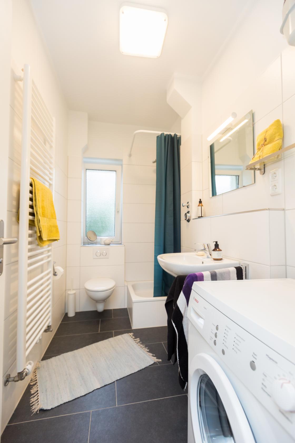 16sqm room in HamburgHeimfeld, 3 WG, Unfurnished, completely renovated