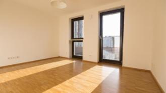NEW LISTING - Unfurnished room in a shared apartment - 17 square meters - in the Hamburg Harburg inland port - available immediately