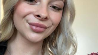 Lia (22)