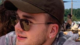 Lars (25)